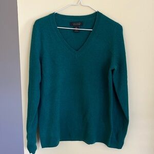 Blue-green 100% cashmere sweater, size S